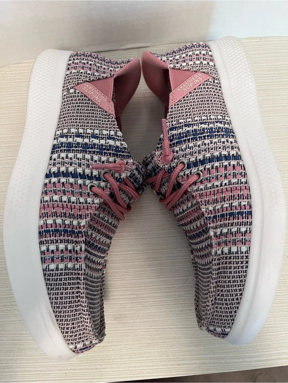 Skechers Slip-ins: BOBS Skip Cute August Air Pink Sz 8 Excellent